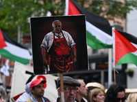 DUBLIN, IRELAND - MAY 18:
Pro-Palestinian activists from the Ireland Palestine Solidarity Campaign, supported by members of left-wing partie...