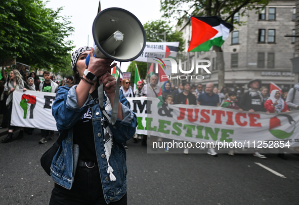 DUBLIN, IRELAND - MAY 18:
Pro-Palestinian activists from the Ireland Palestine Solidarity Campaign, supported by members of left-wing partie...