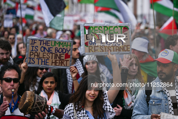 DUBLIN, IRELAND - MAY 18:
Pro-Palestinian activists from the Ireland Palestine Solidarity Campaign, supported by members of left-wing partie...