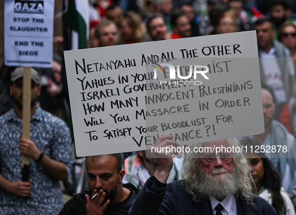 DUBLIN, IRELAND - MAY 18:
Pro-Palestinian activists from the Ireland Palestine Solidarity Campaign, supported by members of left-wing partie...