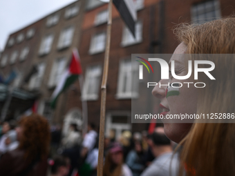 DUBLIN, IRELAND - MAY 18:
Pro-Palestinian activists from the Ireland Palestine Solidarity Campaign, supported by members of left-wing partie...