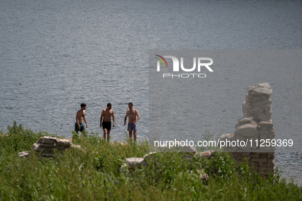 A view of the Sau reservoir at 20%, after a few weeks of rain that are softening the effects of the drought in Catalonia, in Osona, Spain, o...