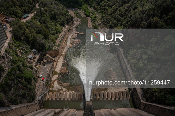 A view of the Sau reservoir at 20%, after a few weeks of rain that are softening the effects of the drought in Catalonia, in Osona, Spain, o...