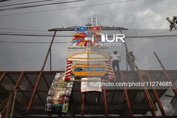 This Saturday, inhabitants of Culhuacan in the extreme south of Mexico City, are holding a procession to the Sanctuary of the Lord of Calvar...