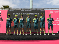 Daniel Martinez of Colombia, Giovanni Aleotti of Italy, Jonas Koch of Germany, Florian Lipowitz of Germany, Ryan Mullen of Ireland, Maximili...