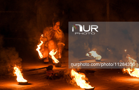 Fire artists are performing on Maiakovskyi Square to raise funds for the purchase of FPV drones for the 3rd Separate Assault Brigade of the...