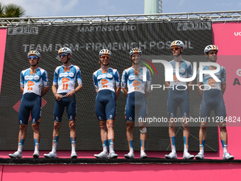 Kevin Vermaerke of United States, Romain Bardet of France, Tobias Lund Andresen of Denmark, Chris Hamilton of Australia, Gijs Leemreize of N...