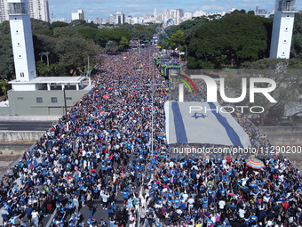 Faithful are participating in the 32nd March for Jesus promoted by the Renascer em Cristo Church in the Central region of Sao Paulo, on Thur...