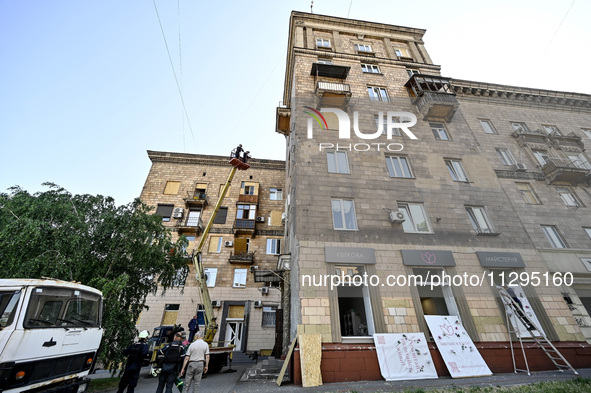 A residential building is being damaged by the Russian missile attack in Zaporizhzhia, Ukraine, on June 1, 2024. In Zaporizhzhia, traffic is...