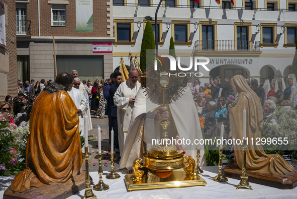 Hundreds of people are celebrating Corpus Christi Day with a procession in San Sebastian de los Reyes, Madrid, Spain, on June 2, 2024. Diffe...