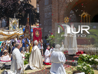 Hundreds of people are celebrating Corpus Christi Day with a procession in San Sebastian de los Reyes, Madrid, Spain, on June 2, 2024. Diffe...