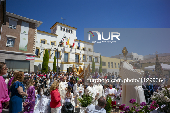 Hundreds of people are celebrating Corpus Christi Day with a procession in San Sebastian de los Reyes, Madrid, Spain, on June 2, 2024. Diffe...