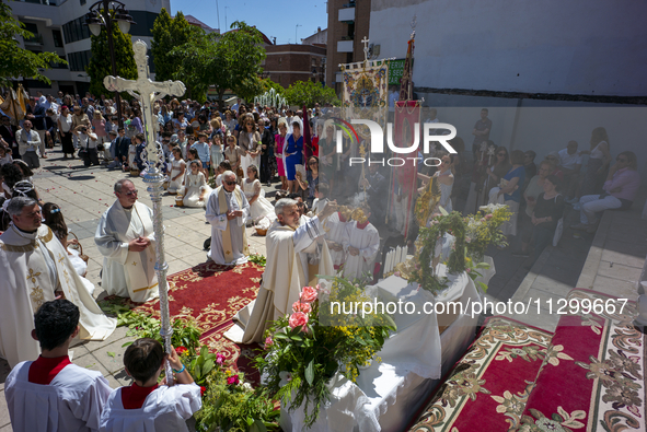 Hundreds of people are celebrating Corpus Christi Day with a procession in San Sebastian de los Reyes, Madrid, Spain, on June 2, 2024. Diffe...