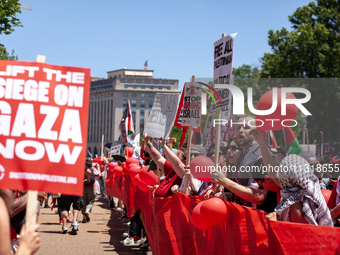 Thousands of pro-Palestinian demonstrators encircle the White House, forming a ‘red line’ to call for an end to the siege of Gaza and Americ...