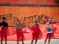 Thousands of pro-Palestinian demonstrators encircle the White House, forming a ‘red line’ to call for a end to the siege of Gaza and America...