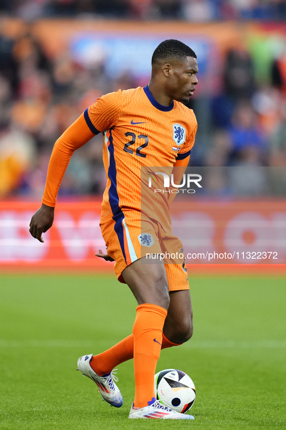 Denzel Dumfries Right Midfield of Netherland and Inter Milan during the international friendly match between Netherlands and Iceland at De K...