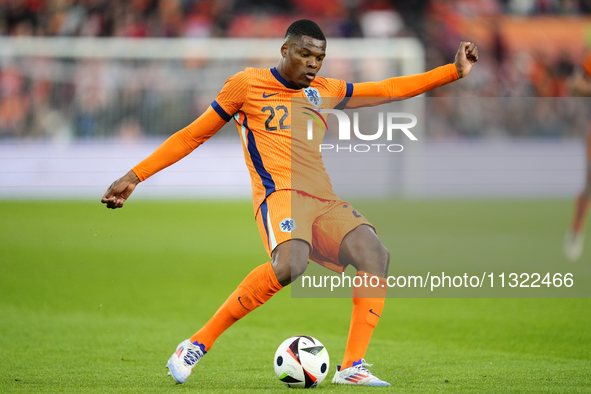 Denzel Dumfries Right Midfield of Netherland and Inter Milan during the international friendly match between Netherlands and Iceland at De K...