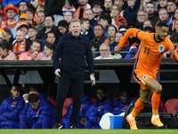 Ronald Koeman head coach of Netherland gives instructions during the international friendly match between Netherlands and Iceland at De Kuip...