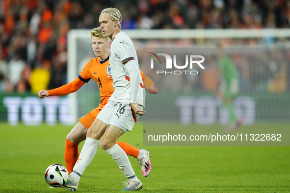 Stefan Teitur Thordarson Central Midfield of Iceland and Silkeborg IF during the international friendly match between Netherlands and Icelan...