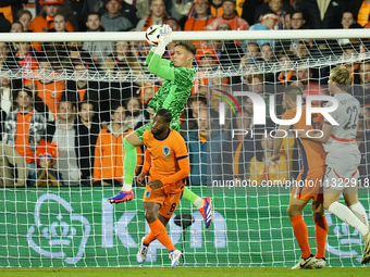 Bart Verbruggen Goalkeeper of Netherland and Brighton & Hove Albion makes a save during the international friendly match between Netherlands...