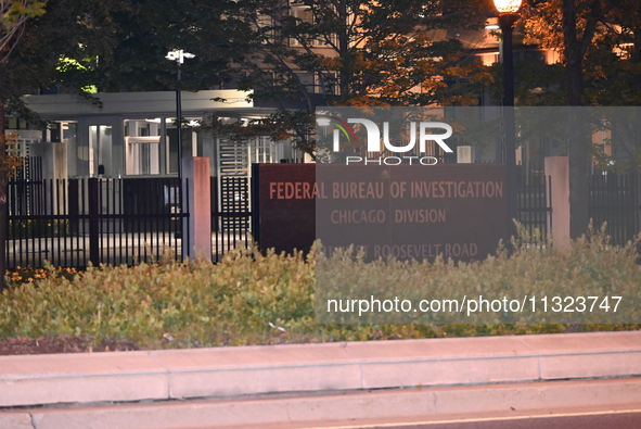 Police are present following a reported fence jumper at the Federal Bureau of Investigation (FBI) building in Chicago, Illinois, United Stat...