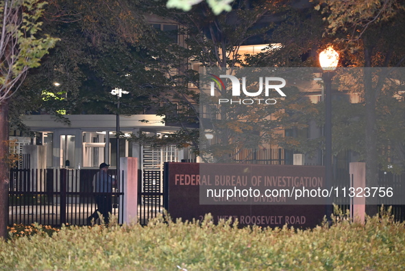 Police are present following a reported fence jumper at the Federal Bureau of Investigation (FBI) building in Chicago, Illinois, United Stat...