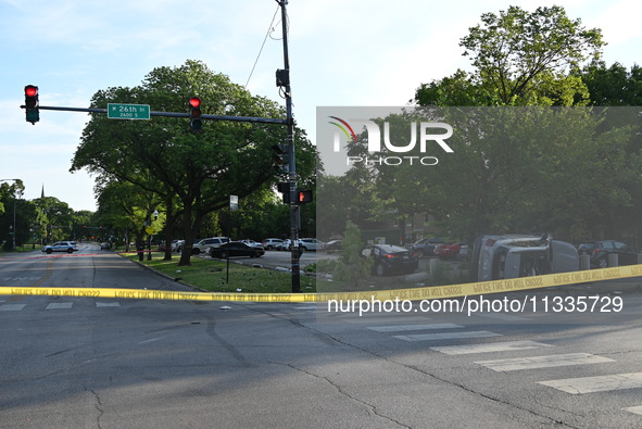 Chicago police are investigating a vehicle collision involving two vehicles on the 2600 block of S. California Avenue in Chicago, Illinois,...