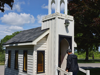 The Living Water Wayside Chapel in Niagara-on-the-Lake, Ontario, Canada, is holding the Guinness Book of World Records title for the smalles...