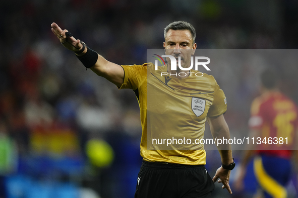 Referee Slavko Vincic during the UEFA EURO 2024 group stage match between Spain and Italy at Arena AufSchalke on June 20, 2024 in Gelsenkirc...