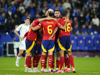 Spanish players celebrates victory after the UEFA EURO 2024 group stage match between Spain and Italy at Arena AufSchalke on June 20, 2024 i...