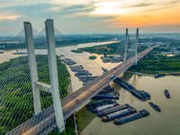 HUAI'AN, CHINA, on June 20, 2024, an aerial photo is showing a large number of ships waiting to be locked upstream of Huaian Lock on the Nor...