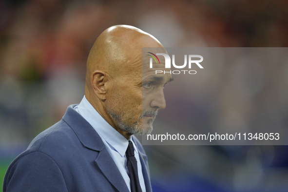 Luciano Spalletti head coach of Italy during the UEFA EURO 2024 group stage match between Spain and Italy at Arena AufSchalke on June 20, 20...