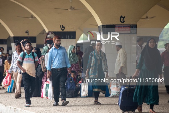 Holidaymakers Are Returning To The Capital From Different Parts Of The Country Following The Eid Holidays At Kamalapur Railway Station, in D...