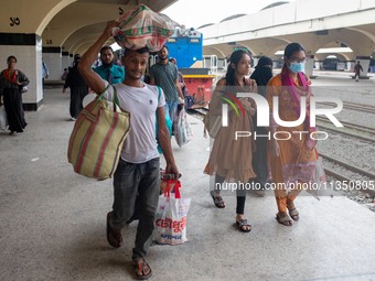 Holidaymakers Are Returning To The Capital From Different Parts Of The Country Following The Eid Holidays At Kamalapur Railway Station, in D...