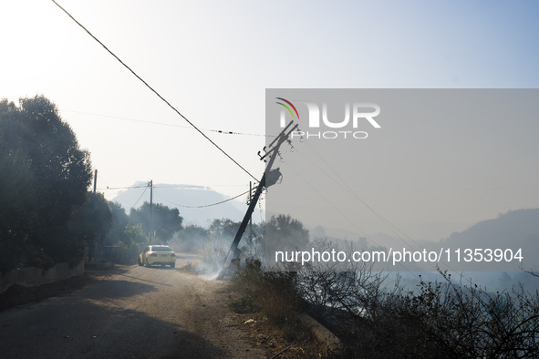 The wildfire season is starting in Greece. The wildfire that is breaking out in villages of the Ilia prefecture, in the Peloponnese, is thre...