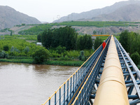 Workers are carrying out a special inspection of equipment in the gas pipeline network that crosses the Yellow River and deserts in Zhongwei...