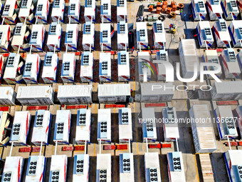 Builders are installing and commissioning an all-vanadium flow battery energy storage system at the 250MW/1000MWh independent shared energy...