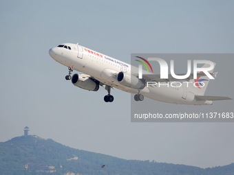 A China Eastern Airlines A320 is taking off from Yantai Penglai International Airport in Yantai, China, on June 28, 2024. (