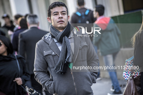 Pedestrians are facing a freezing winter morning on Avenida Paulista in Sao Paulo, on July 01, 2024. 