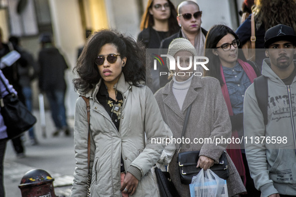 Pedestrians are facing a freezing winter morning on Avenida Paulista in Sao Paulo, on July 01, 2024. 