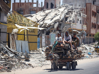 Displaced Palestinians are leaving an area in east Khan Yunis after the Israeli army issues a new evacuation order for parts of the city and...