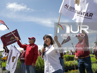 Engineer Columba Lopez Gutierrez, Director of Natural Resources and Rural Development (CORENADR), is giving the starting signal for the ''Gr...