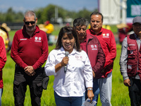 Engineer Columba Lopez Gutierrez, Director of Natural Resources and Rural Development (CORENADR), is giving the starting signal for the ''Gr...