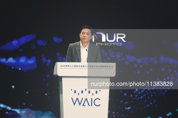 Robin Li, founder, chairman, and CEO of Baidu, is delivering a keynote speech at the World Artificial Intelligence Conference 2024 in Shangh...