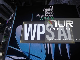 Visitors are visiting the WPS AI 2.0 version launched by Kingsoft Office at the 2024 World Artificial Intelligence Conference in Shanghai, C...