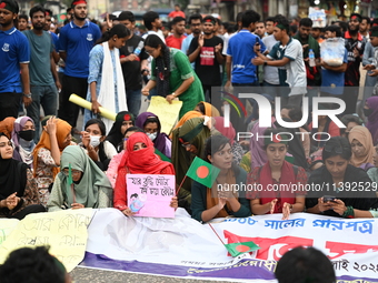 Students and job aspirants are blocking the Gulisthan intersection during a protest demanding the reinstatement of the Bangladesh government...