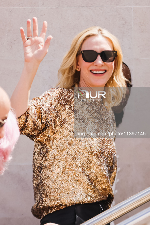 Cate Blanchett is arriving at the photocall of Rumours during the 77th Festival de Cannes in Cannes, France, on May 19, 2024 