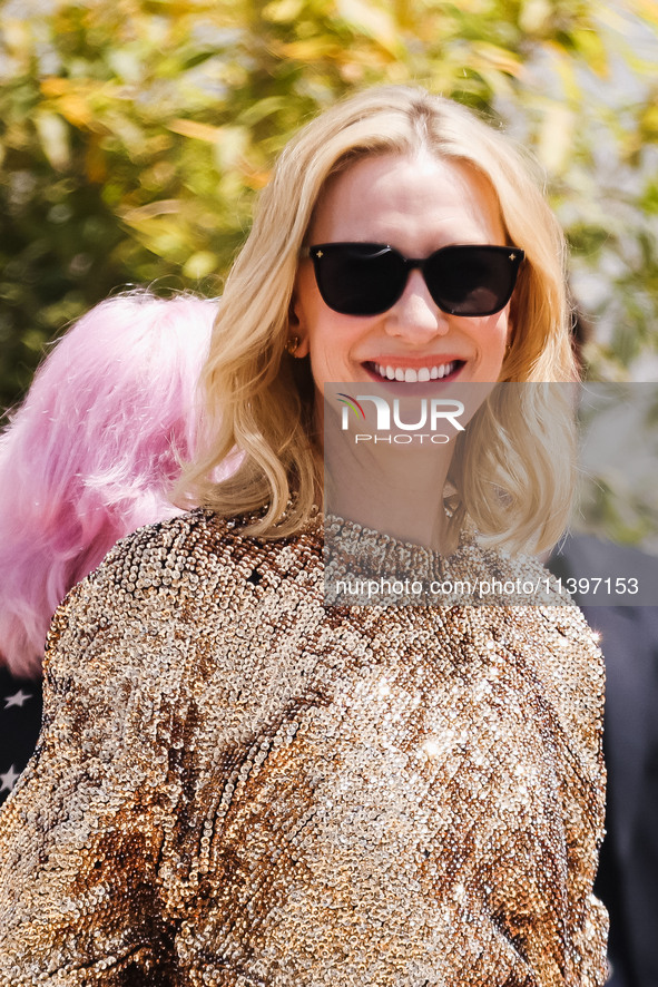 Cate Blanchett is arriving at the photocall of Rumours during the 77th Festival de Cannes in Cannes, France, on May 19, 2024 