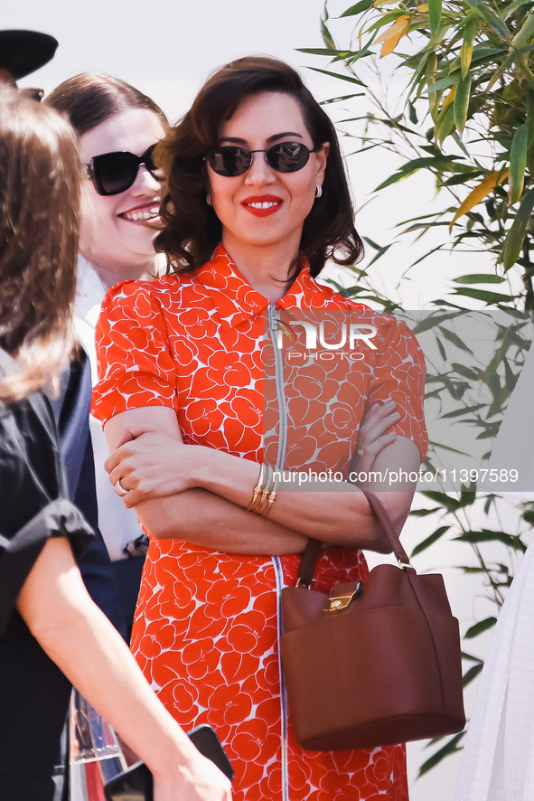 Aubrey Plaza is arriving at the photocall of Megalopolis during the 77th Festival de Cannes in Cannes, France, on May 17, 2024 