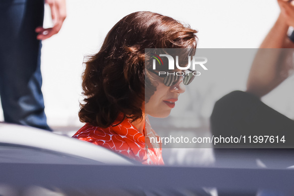 Aubrey Plaza is arriving at the photocall of Megalopolis during the 77th Festival de Cannes in Cannes, France, on May 17, 2024 